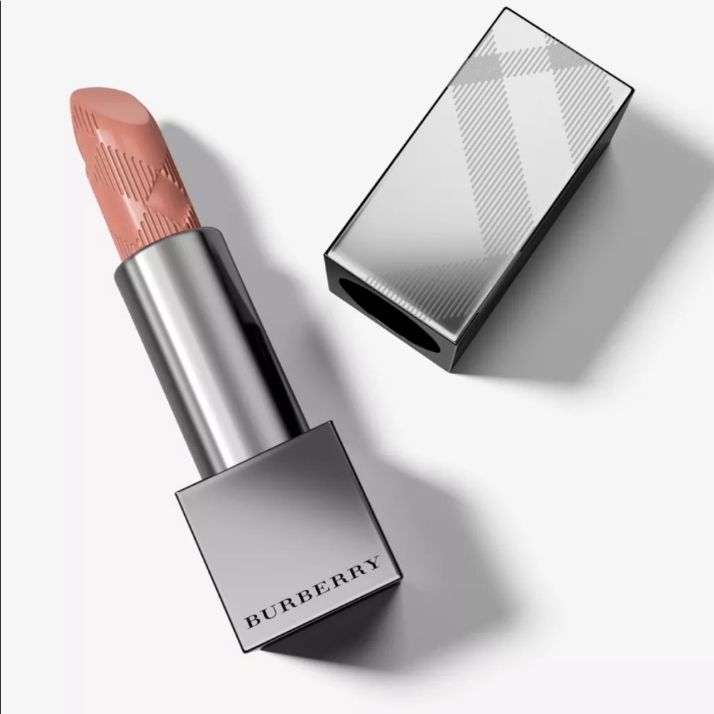 Brand new Burberry lipstick in nude